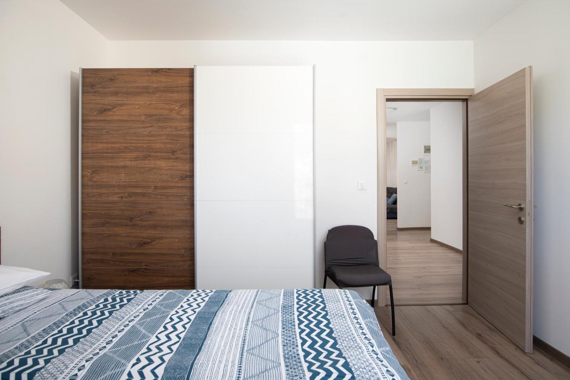City Market Apartments Pula Extérieur photo
